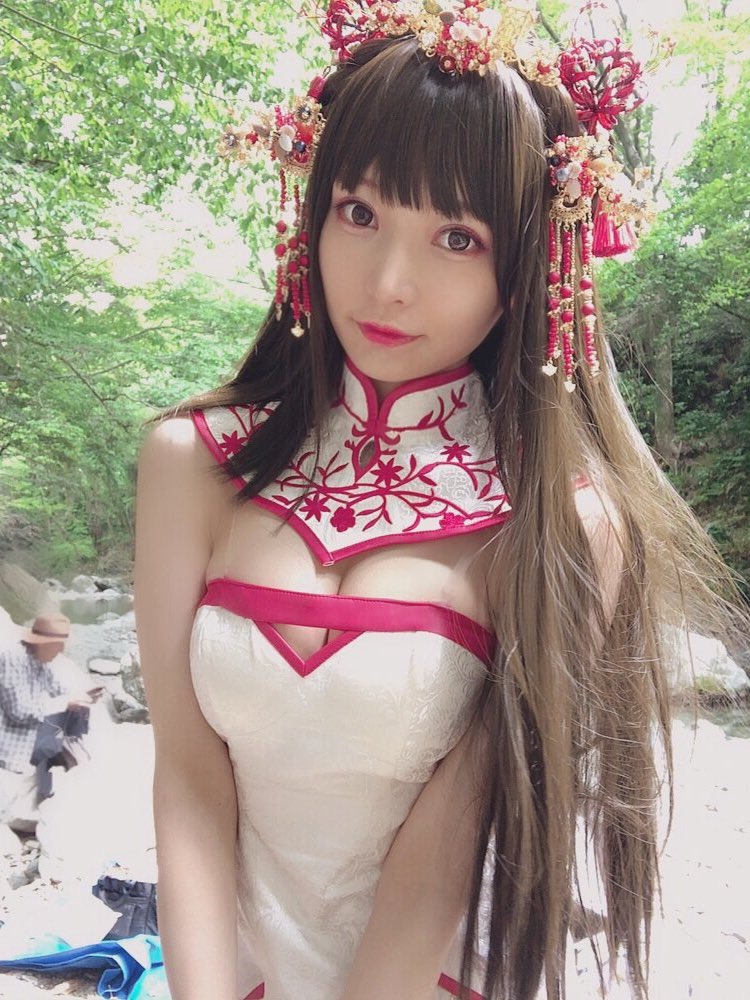 巨乳インスタグラマー似鳥沙也加(Gカップ)の抜ける画像