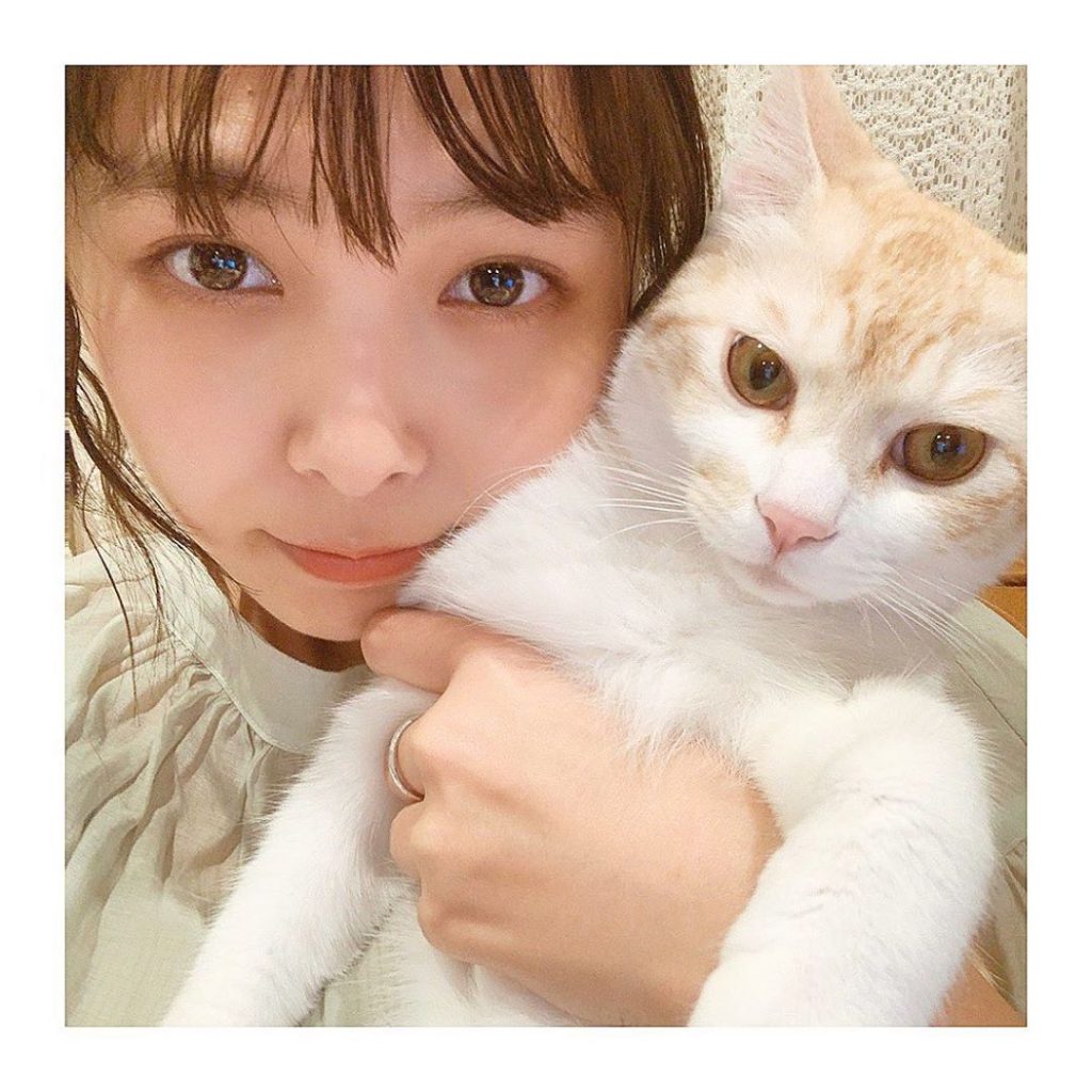 チビ巨乳・寺本莉緒(Gカップ)ちゃんの画像