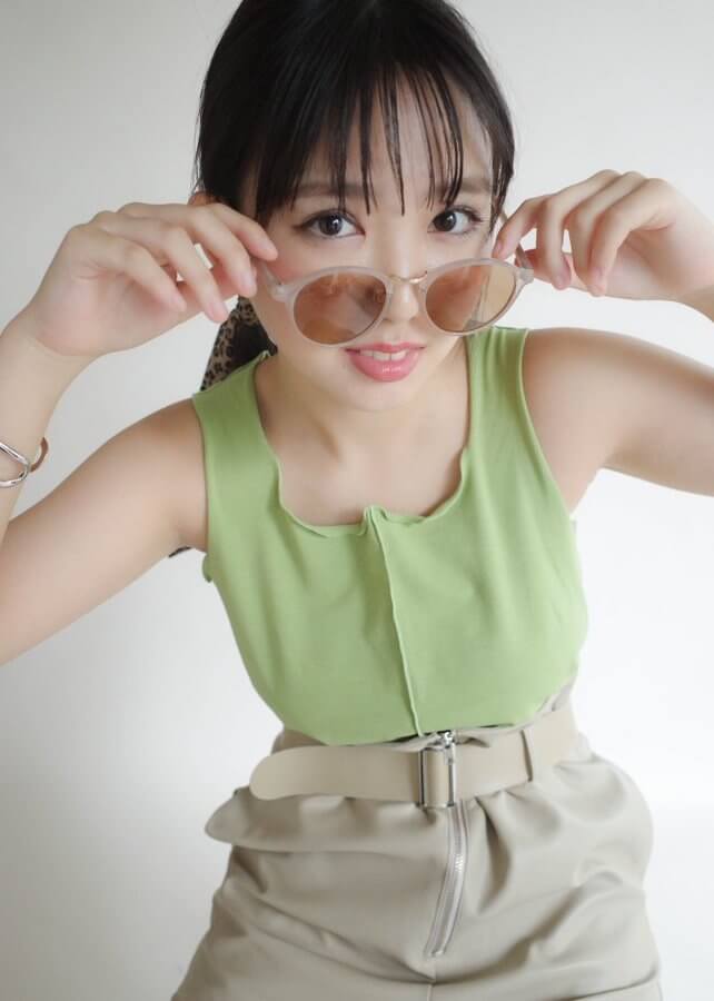 【画像】沢口愛華とSEXしたいなら2nd写真集「背伸び」を買え！