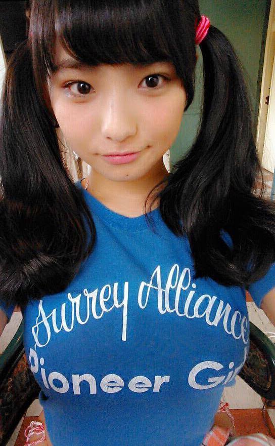 裸よりも抜ける！着衣巨乳のエロ画像