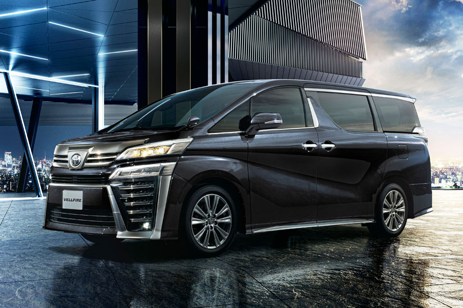 カーセックスにおすすめの車種：番外編：アルファード(トヨタ)